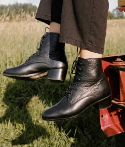 The Dawn Boot