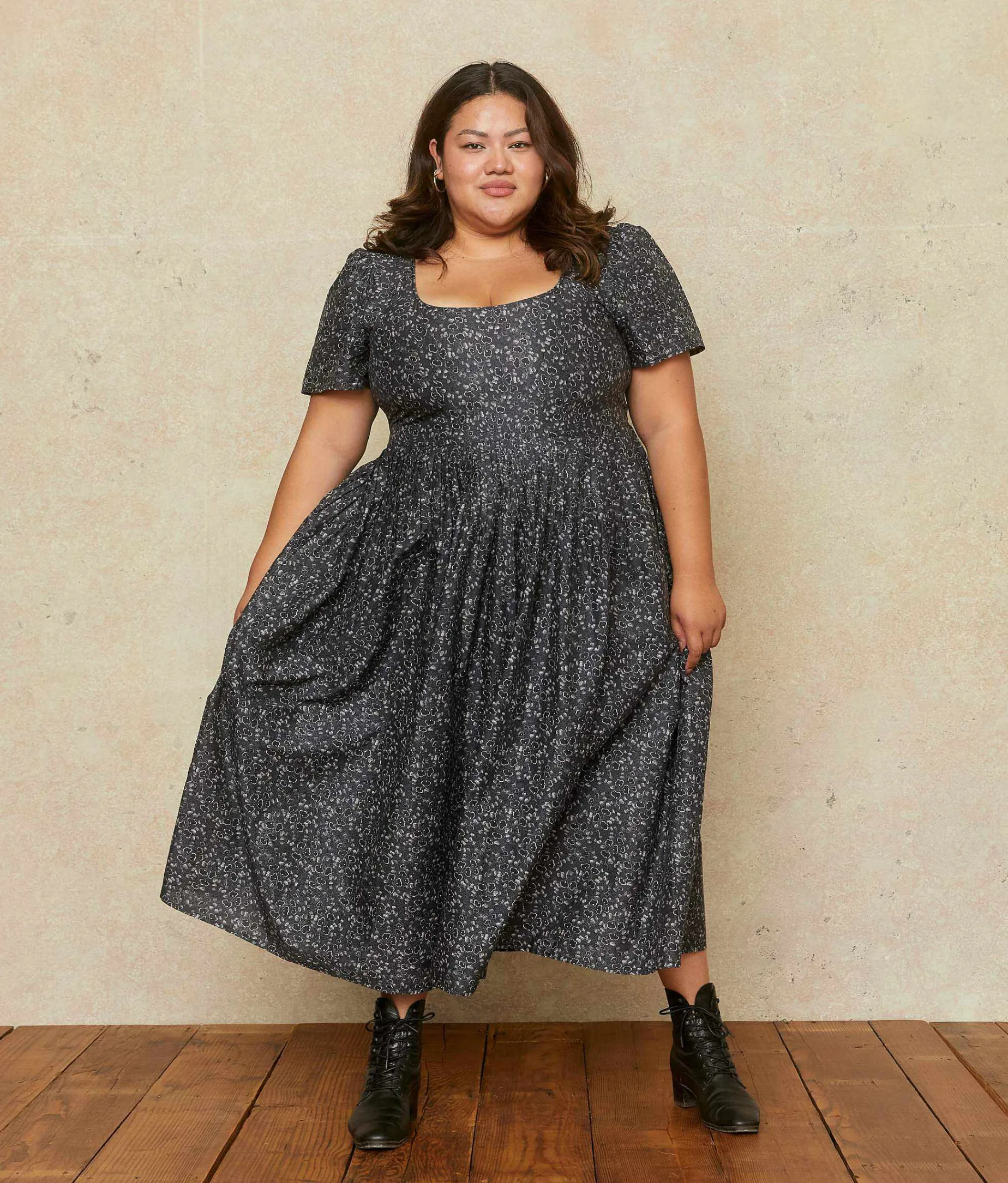 The Scarlet Dress Extended