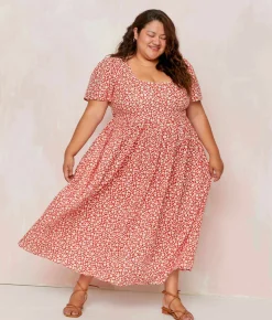 The Scarlet Dress Extended