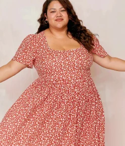 The Scarlet Dress Extended