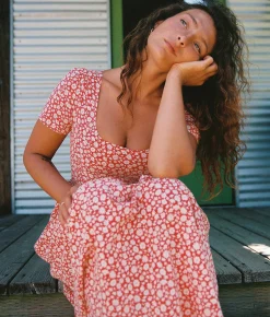 The Scarlet Dress Petites